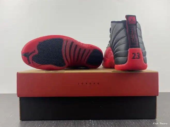 Kicktheory Flu Game Jordan 130690-002 Retro 12 (2016) 0619